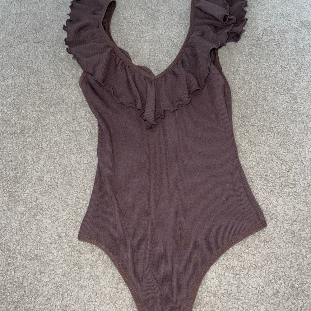 Aritzia bodysuit